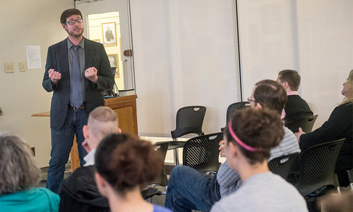 Matthew Vetter discusses his research during the “Graduate Research Series @ Alden” seminar on April 15, 2015. The Ohio University Libraries and Graduate Student Senate host the series to showcase graduate student research methods. Tyler Stabile/Ohio University Libraries.