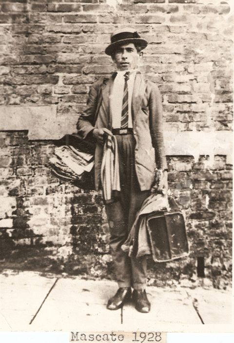 An immigrant peddler in Bom Retiro, one Sao Paulo’s many “immigrant” neighborhoods, 1920s.