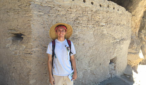 Michael Sliwinski explores the cave cities in Mexico.