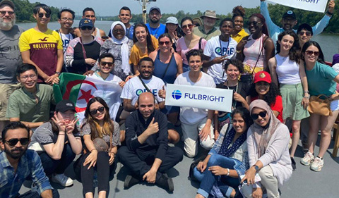 Fulbright scholars cruise on the Ohio River.